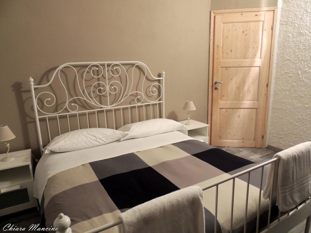 La Casa Del Colonnello Hotel Vercelli Eksteriør billede